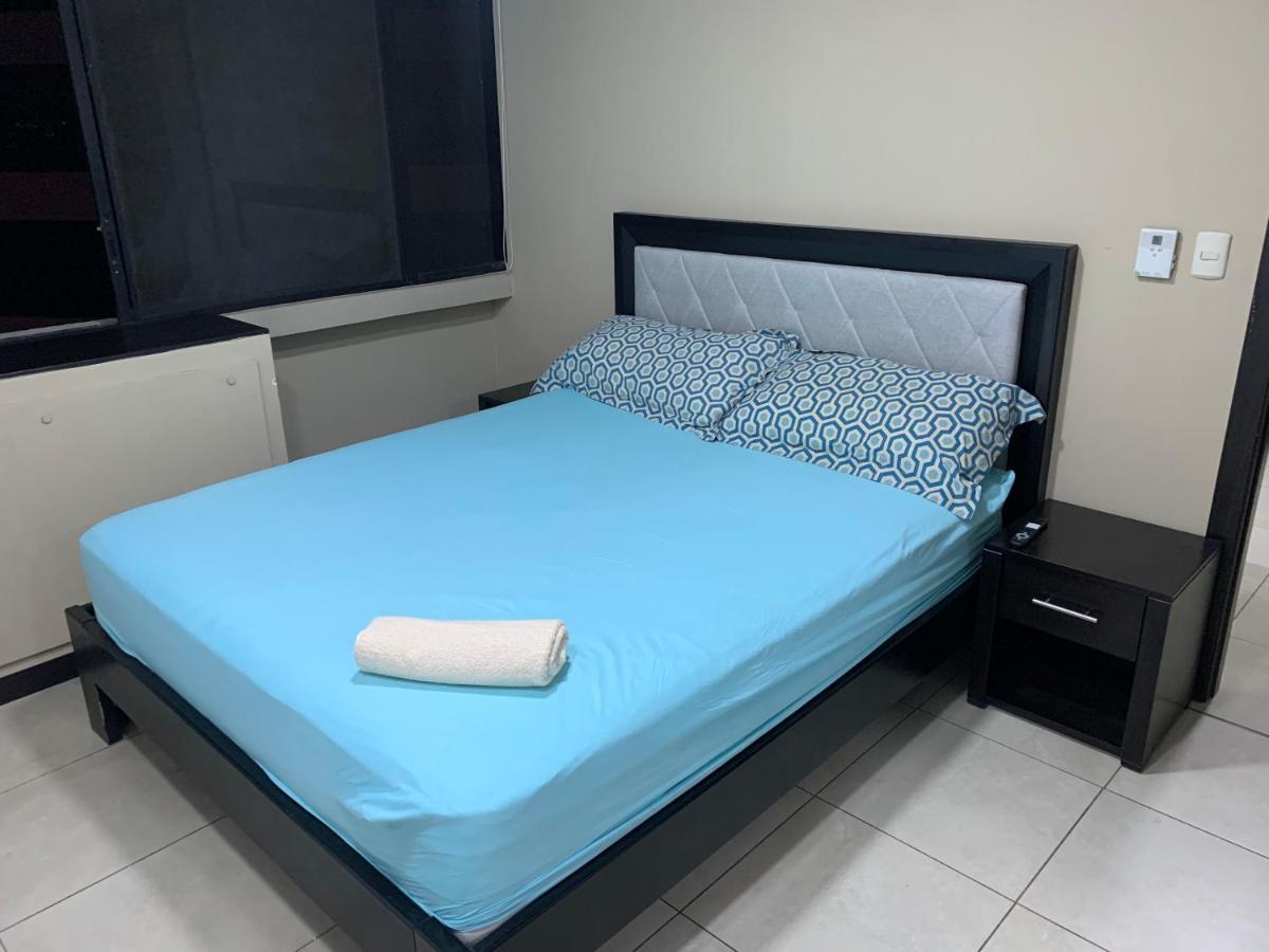 Puerto Santa Ana, Torres Bellini, 2 Dormitorios, Parqueo 과야킬 외부 사진