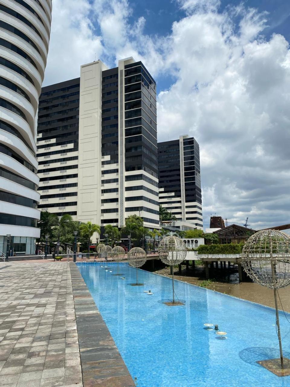 Puerto Santa Ana, Torres Bellini, 2 Dormitorios, Parqueo 과야킬 외부 사진